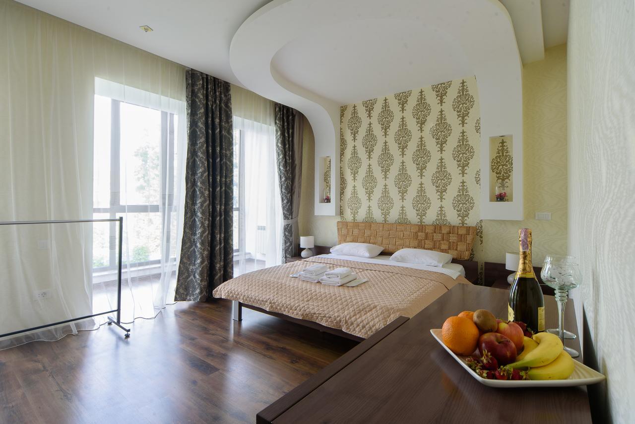 Hotel Fusion Odesa Exterior photo
